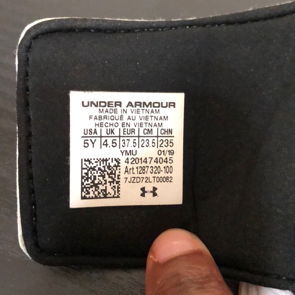 🩴Youth Under Armour Sandals 🩴 - Picture 6 of 6